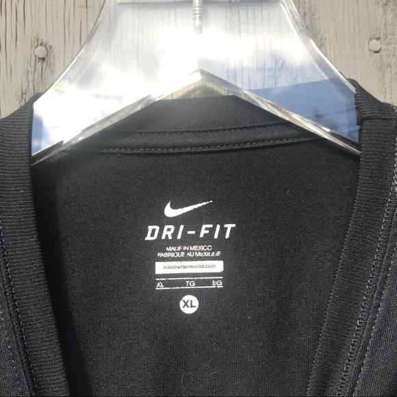 Nike Dri-fit XL boys T-Shirt T black - Picture 3 of 5